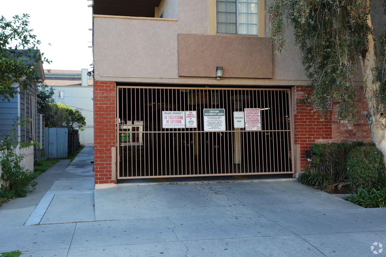 Photo - Villa Serena Apartments