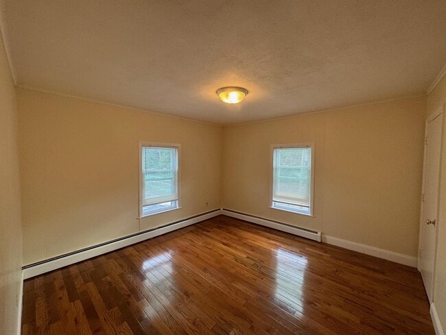 Photo - 213 Beacon St Unit 4