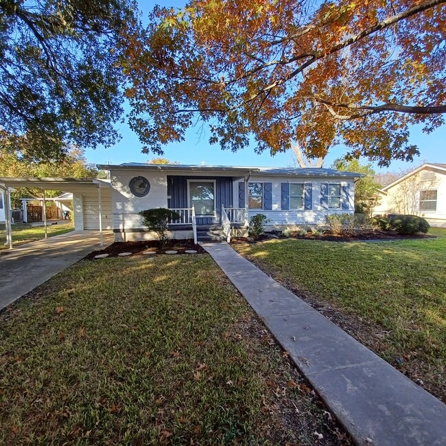 Building Photo - 353 Irvington Dr