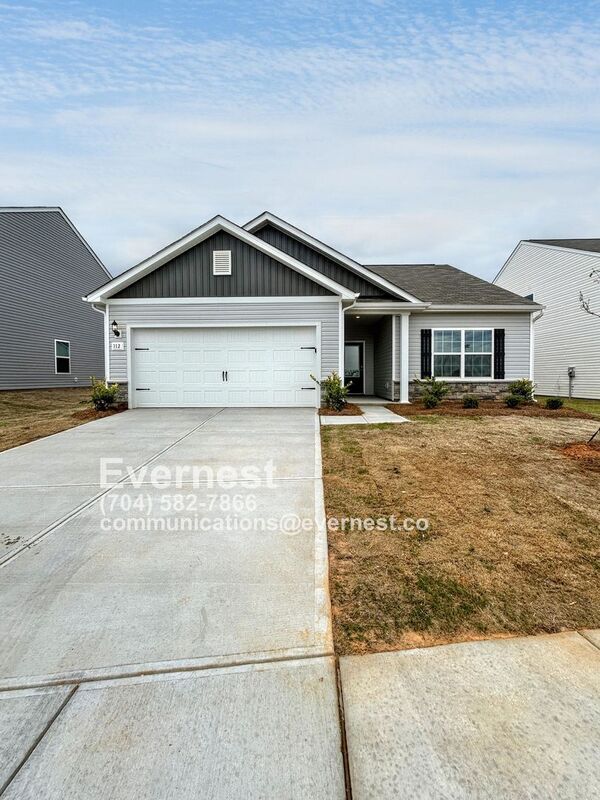 Photo - 112 Lightning Dr House