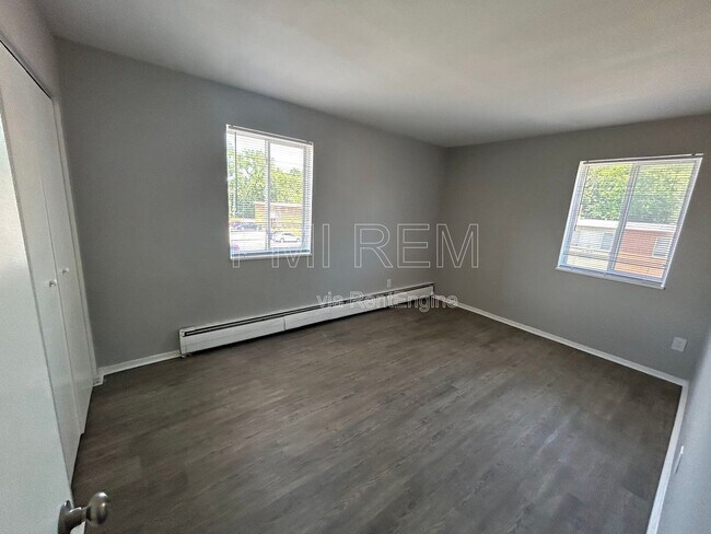 Photo - 5281 E 126th St Unit 202