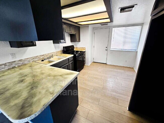 201 S Sunset St Unit B