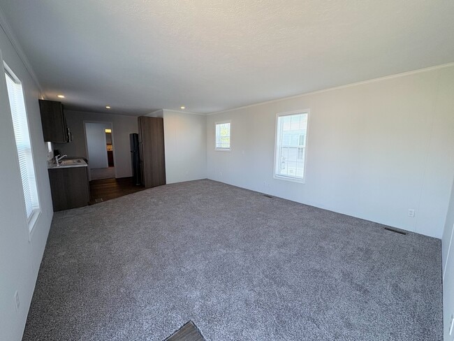 Photo - 10610 State Rte 762