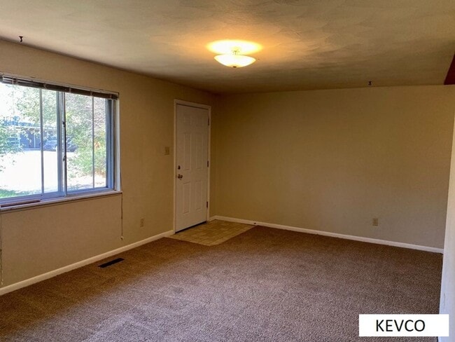 Photo - Charming House in Campus West!