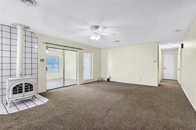 Photo - 910 W Kiowa Dr