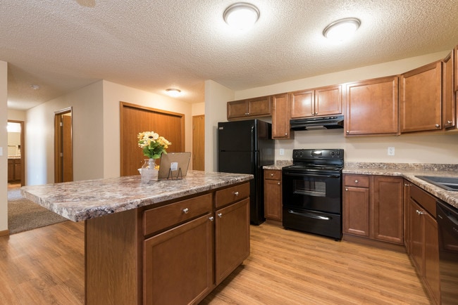 Building Photo - Fairview Rental