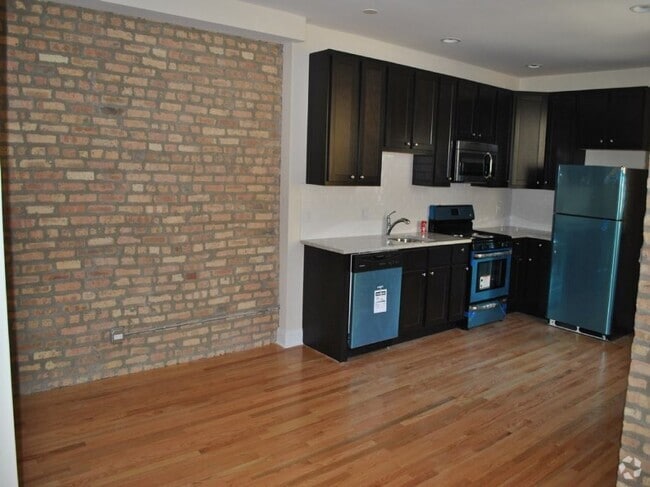 Building Photo - 1630 W Fargo Ave Unit 2W Rental