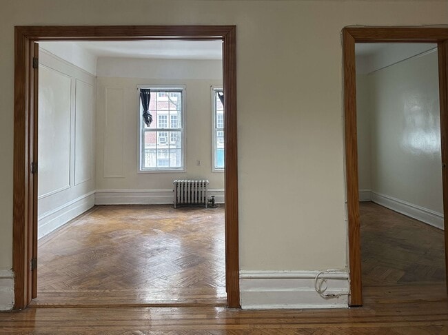 Photo - 28-18 41st Ave Unit 2R