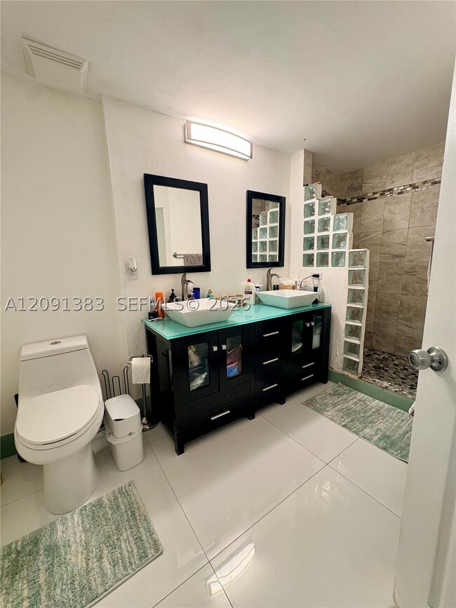 Photo - 17150 N Bay Rd Unit 2121