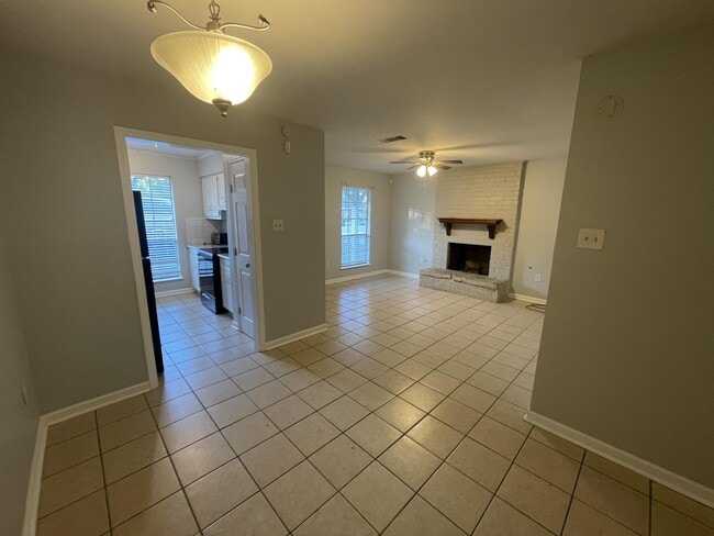 Photo - 7047 Meadow Park Ave