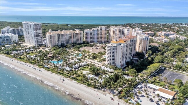 Building Photo - 791 Crandon Blvd Unit PH04