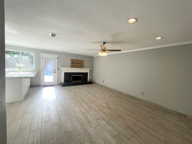 Photo - 8318 Hot Springs Dr