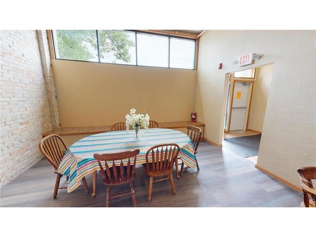 Photo - 539 Pacific Ave SW Unit Group Home