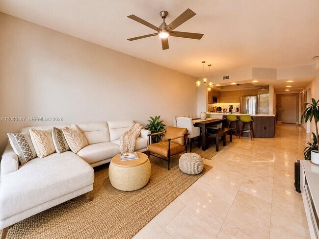 Photo - 15051 Royal Oaks Ln