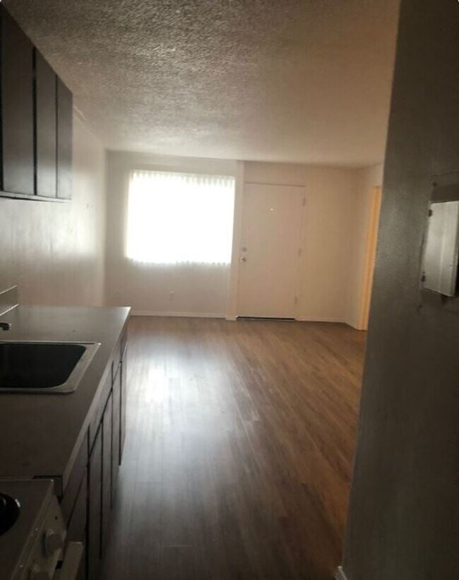Photo - Cozy Studio Downtown Unit 1245-10
