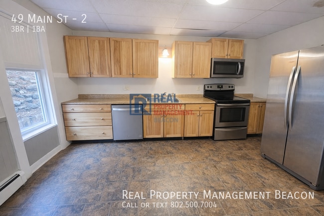 Building Photo - 49 Main St Unit 2