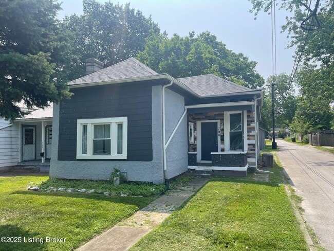 Building Photo - 720 E Court Ave Rental