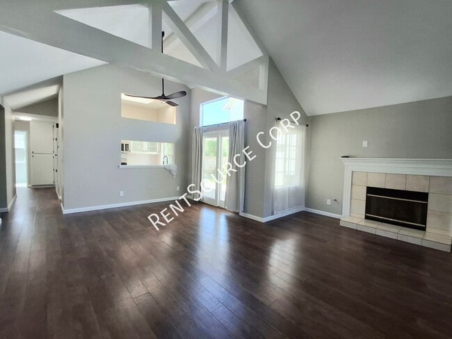 23910 Clayton Ct