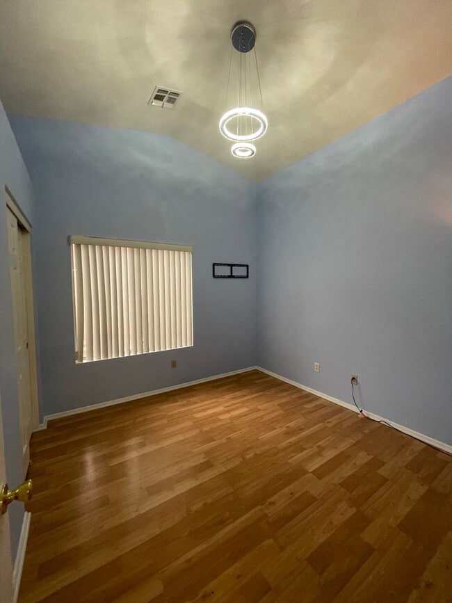 Photo - 3537 N 64th St