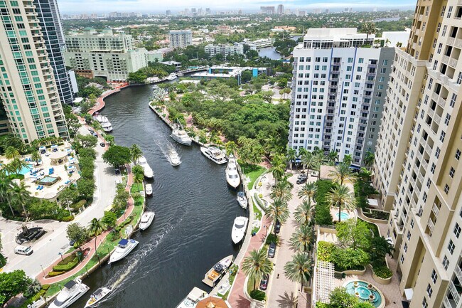 511 SE 5 Ave Unit 2417