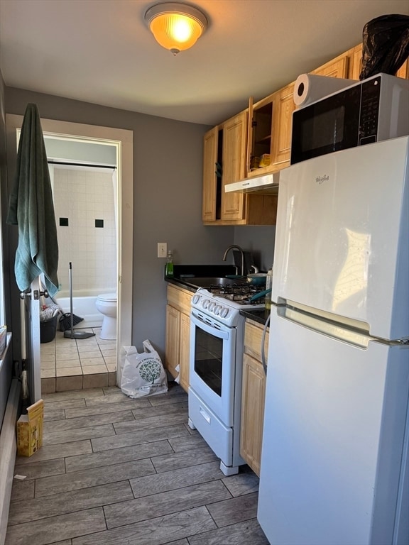 Photo - 228 Sumner St Unit 1