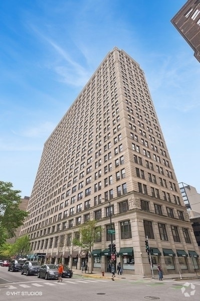 Building Photo - 600 S Dearborn St Rental