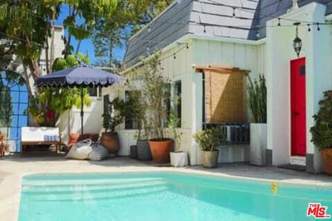 Photo - 8998 Lloyd Pl