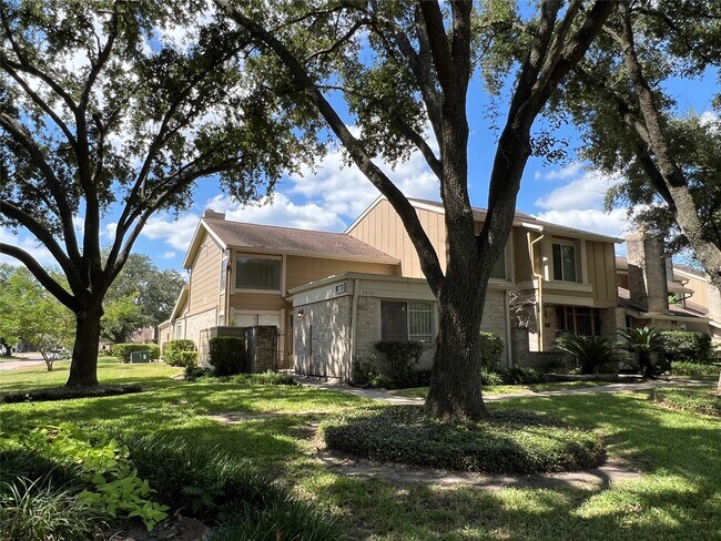 Photo - 2372 Woodland Park Dr Unidad 121