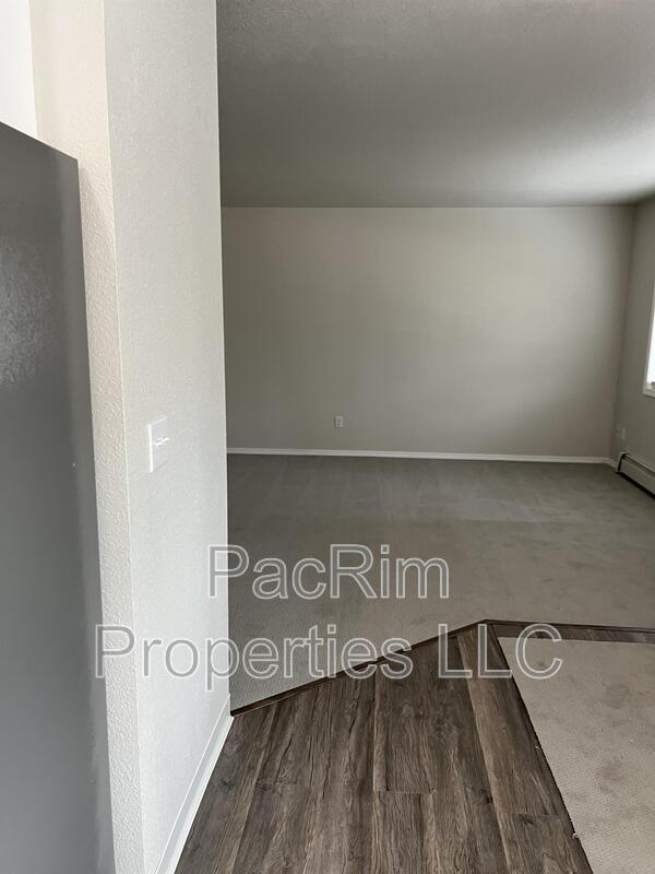Photo - 3310 Boniface Pkwy