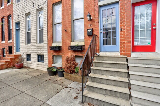 Photo - (2BD/1.5BA) Fabulous Patterson Park Townhome