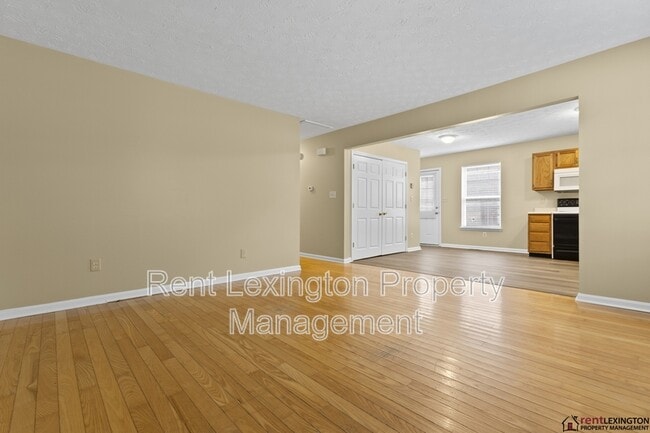 Photo - 531 Bell Pl Dr
