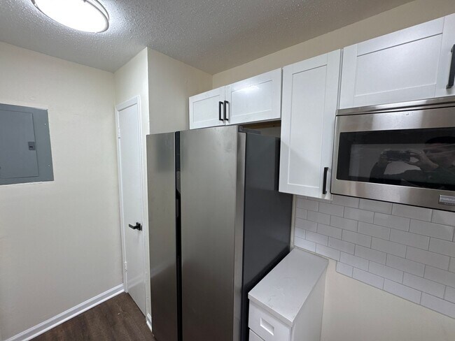 Photo - 4082 Forest Ave W Unit B