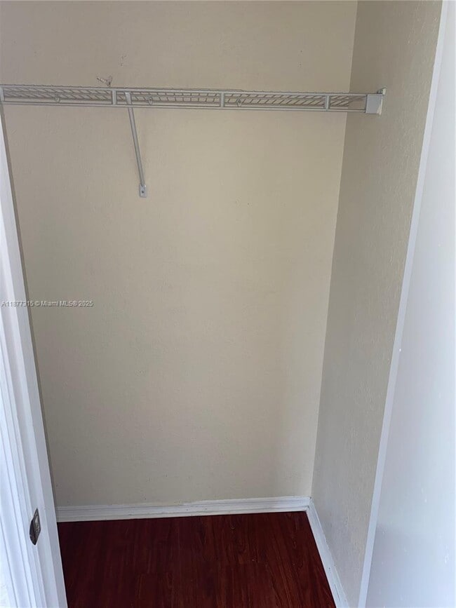 Photo - 1618 Columbia Arms Cir Unit 259
