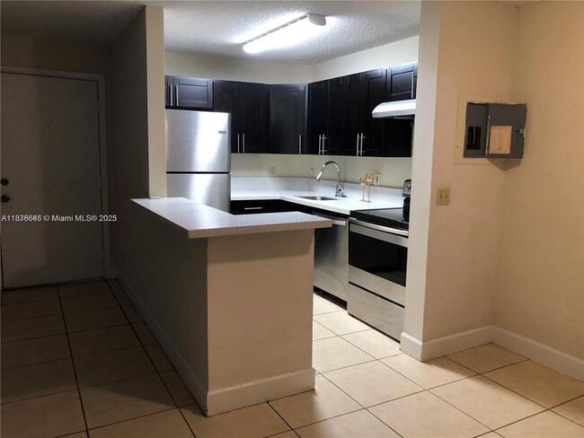 Photo - 2 bedroom in Plantation FL 33324