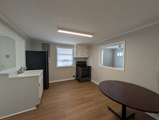 Photo - 1003 Jackson St Ext