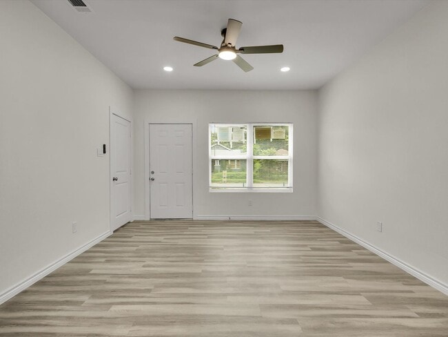 Photo - Open Layout & Spacious Yard