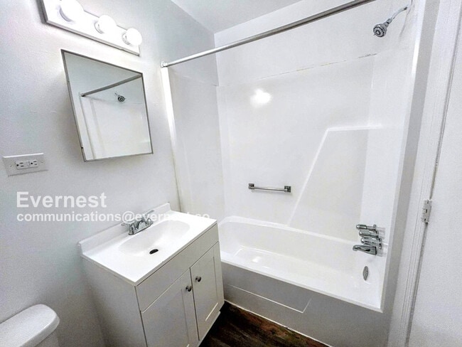 Photo - 5006 Alan Dr Unit Apt D