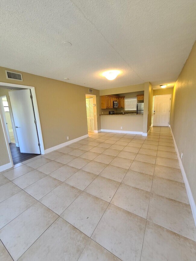 Photo - 1601 Balfour Point Dr Unit G