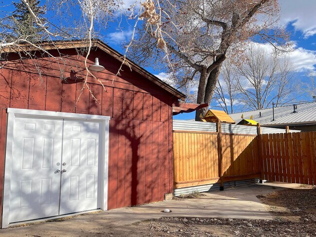 Photo - 700 W Ruby Ave Unit C