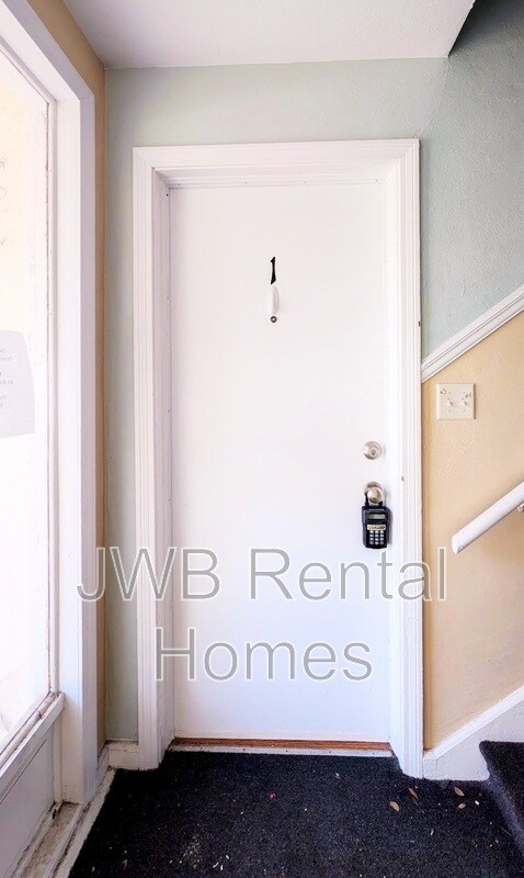 Photo - 3126 Belden St Unit 1