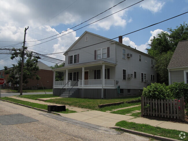 Building Photo - 710 Freeman St Unit 4 Rental