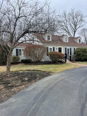 Photo - 793 Country Way