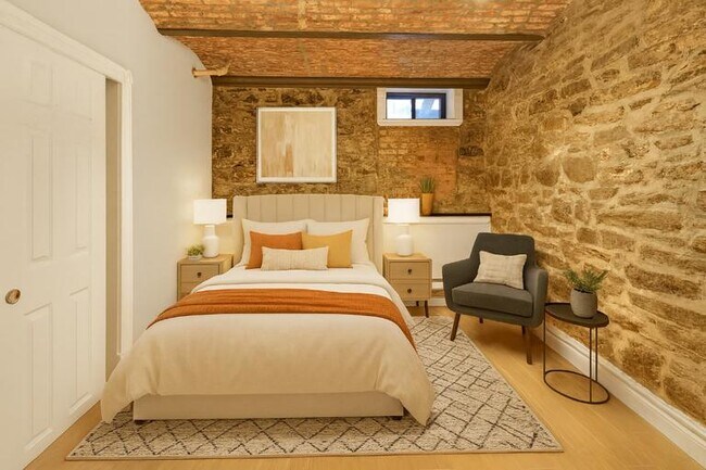 Photo - 246 Mott St Unit 4