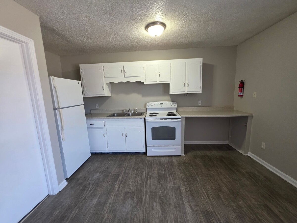 Photo - 203 Beech St Unit C