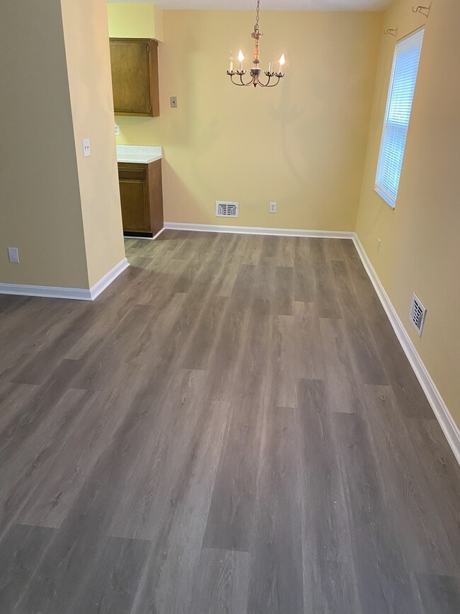 4507 #3 Landside Drive Unit 4