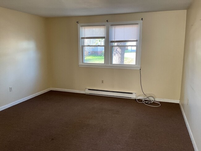 Photo - 35 Armory St Unidad 4