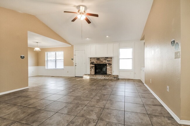 Photo - 2135 Jazzman Dr