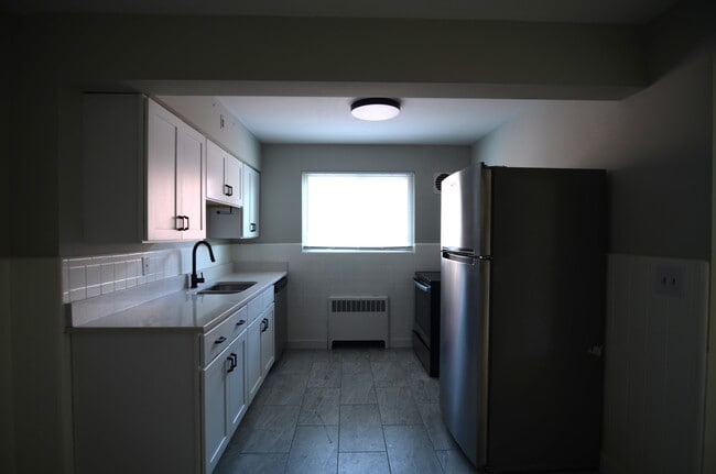 Photo - 4048 Longford Dr Unit 4