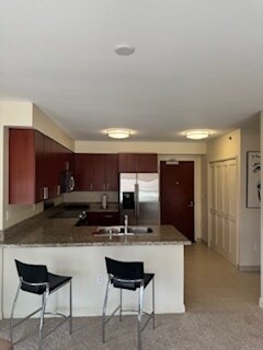 909 Kapiolani Blvd