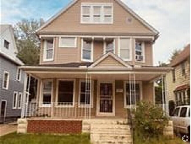 Building Photo - Section 8 Accepted! Rental